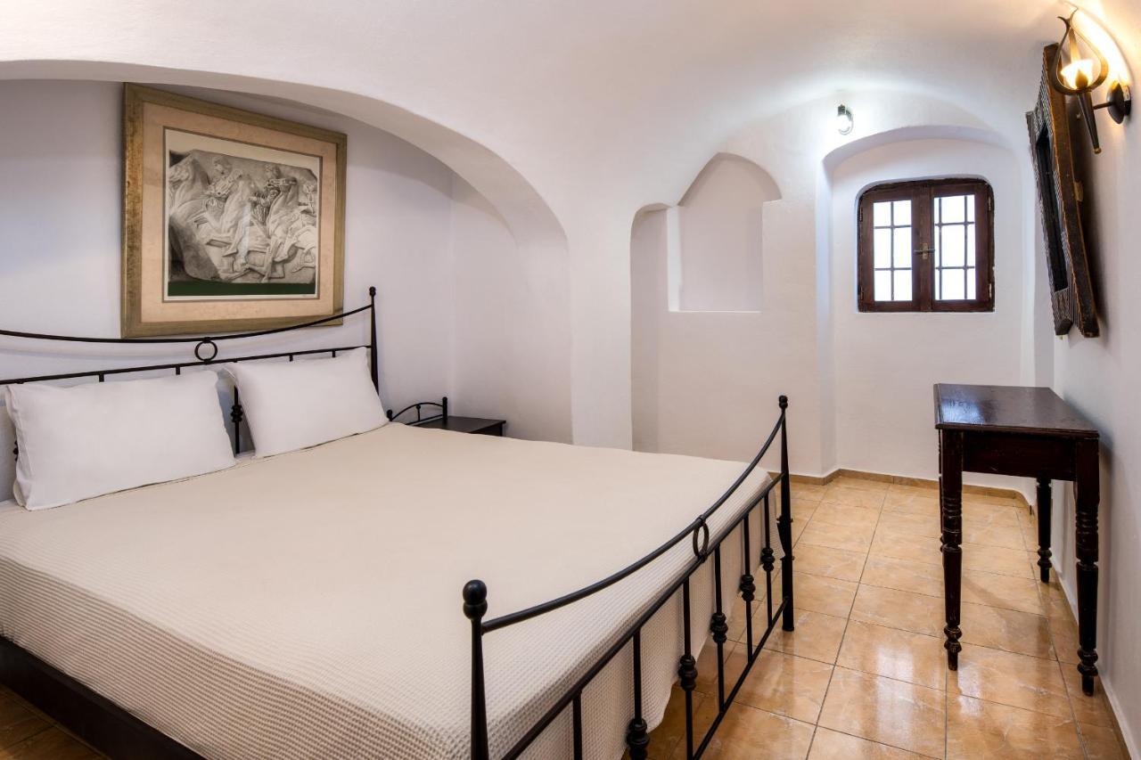 Lava Suites & Lounge Fira  Ngoại thất bức ảnh